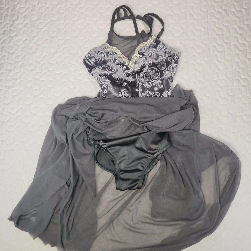 Child Medium Weissman Dance Costume Gray Velvet Tulle Skirt  Leotard  11460 MC